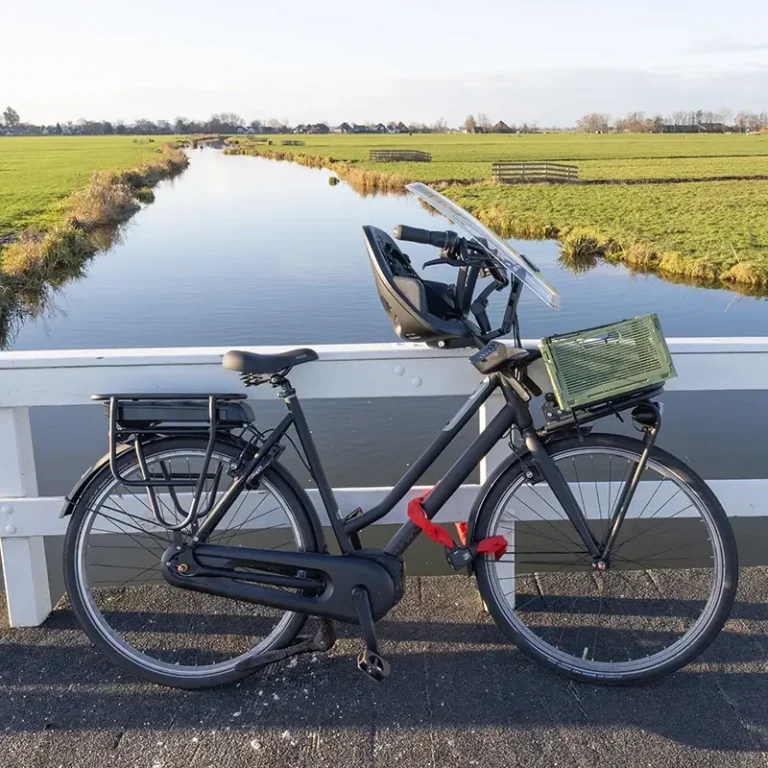 e-bike aan brug